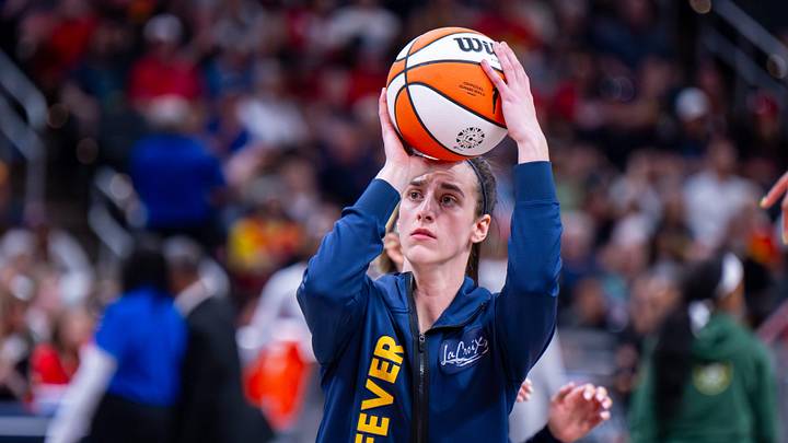 Indiana Fever guard Caitlin Clark (22) warms up on the court before an WNBA basketball game against the Seattle Storm, Sunday, May 17, 2026, at Gainbridge Fieldhouse.