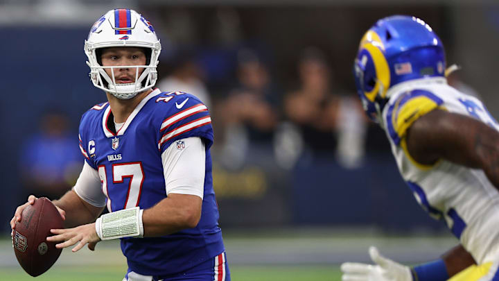 Buffalo Bills v Los Angeles Rams