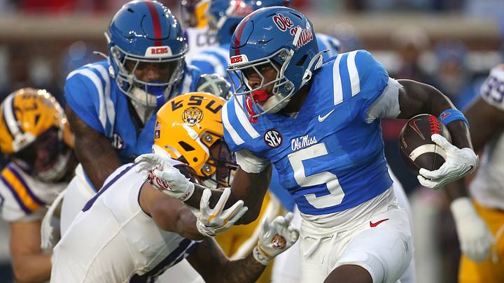 Sep 19, 2026; Oxford, Mississippi, USA; Mississippi Rebels running back Kewan Lacy (5) carries the ball against the Louisiana State Tigers during the first quarter at Vaught-Hemingway Stadium. Mandatory Credit: Petre Thomas-Imagn Images Sep 19, 2026; Oxford, Mississippi, USA; Mississippi Rebels running back Kewan Lacy (5) carries the ball against the Louisiana State Tigers during the first quarter at Vaught-Hemingway Stadium. Mandatory Credit: Petre Thomas-Imagn Images