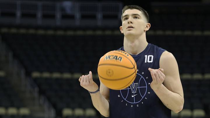 Mar 17, 2022; Pittsburgh, PA, USA; Villanova Wildcats guard Angelo Brizzi (10) during practice before the first round of the 2022 NCAA Tournament at PPG Paints Arena. Mandatory Credit: Charles LeClaire-USA TODAY Sports Mar 17, 2022; Pittsburgh, PA, USA; Villanova Wildcats guard Angelo Brizzi (10) during practice before the first round of the 2022 NCAA Tournament at PPG Paints Arena. Mandatory Credit: Charles LeClaire-USA TODAY Sports