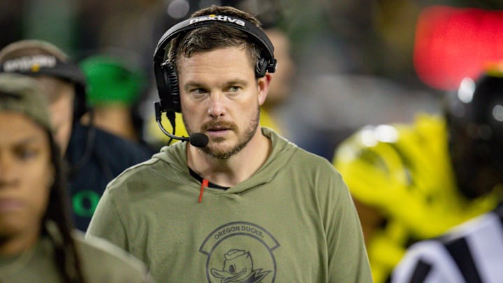 Oregon head coach Dan Lanning breaks from a huddle as the No. 6 Oregon Ducks host the USC Trojans Saturday, Nov. 11, 2023, at Autzen Stadium in Eugene, Ore.