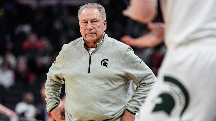 Michigan State head coach Tom Izzo calls a timeout as Wisconsin takes the lead during the first half of Big Ten Tournament semifinal at Gainbridge Fieldhouse in Indianapolis, Ind. on Saturday, March 15, 2025.