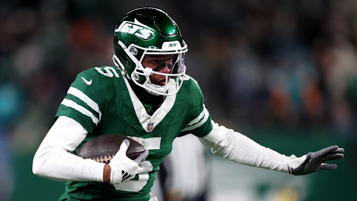 Miami Dolphins v New York Jets
