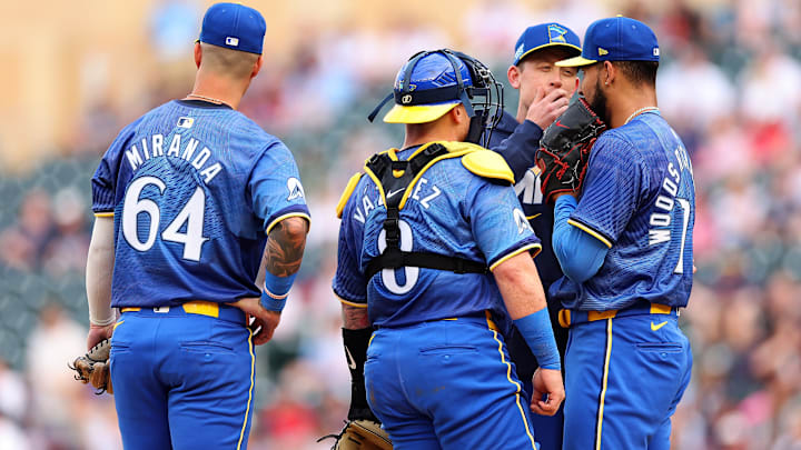 The Minnesota Twins have been linked to a pair of top pitching free agents, although it's unlikely they'll be spending in the winter.