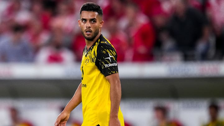 Yan Couto, do Borussia, foi comprado junto ao Manchester City