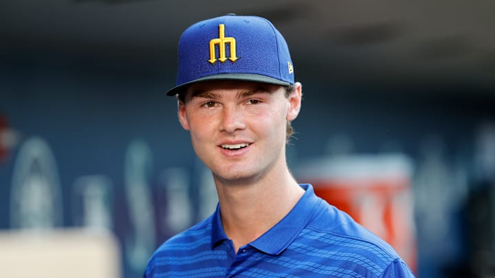 Milwaukee Brewers v Seattle Mariners Milwaukee Brewers v Seattle Mariners