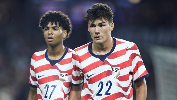 Justin Ellis and Mathis Albert during the USMNT's 1-0 win over Canada. Justin Ellis and Mathis Albert during the USMNT's 1-0 win over Canada.