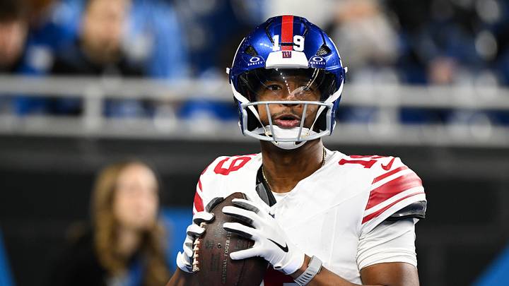 New York Giants quarterback Jameis Winston New York Giants quarterback Jameis Winston