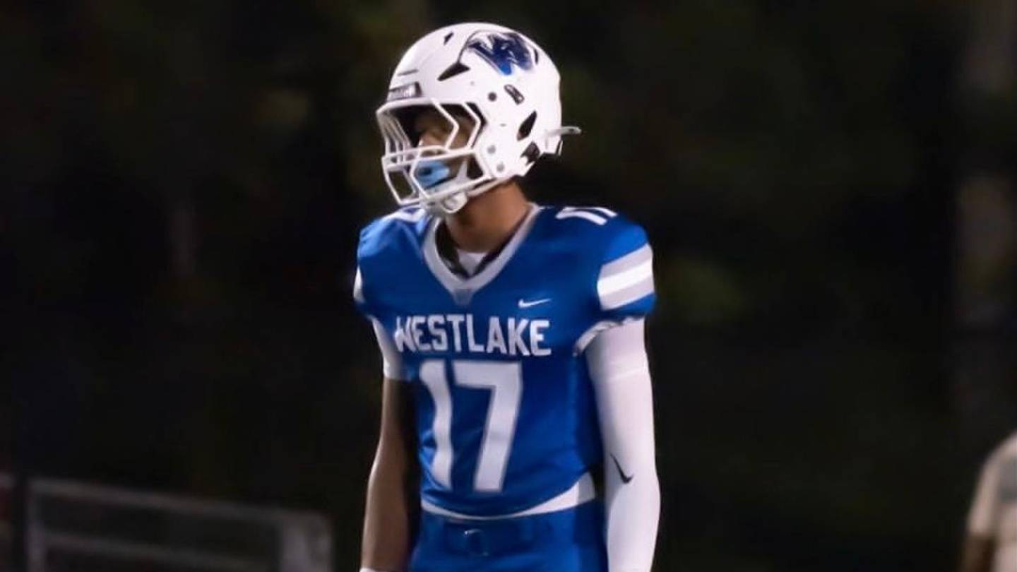 2028 Westlake LB Cortez Jones Visits Tennessee Football, Receives Offer