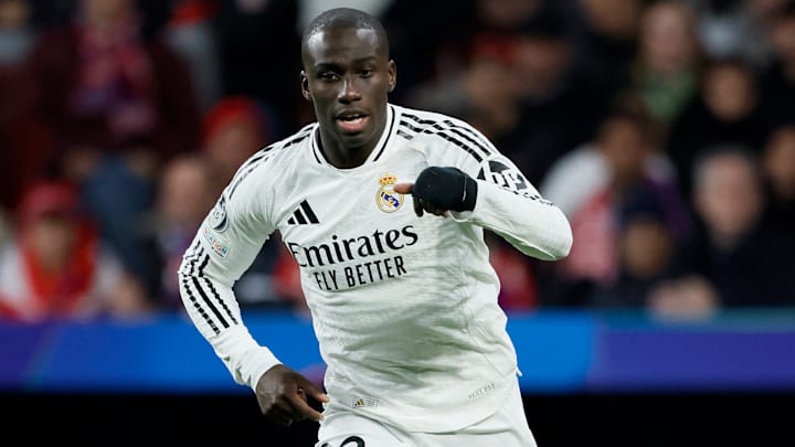 Ferland Mendy é uma das baixas do Real Madrid para a Copa do Mundo de Clubes 
