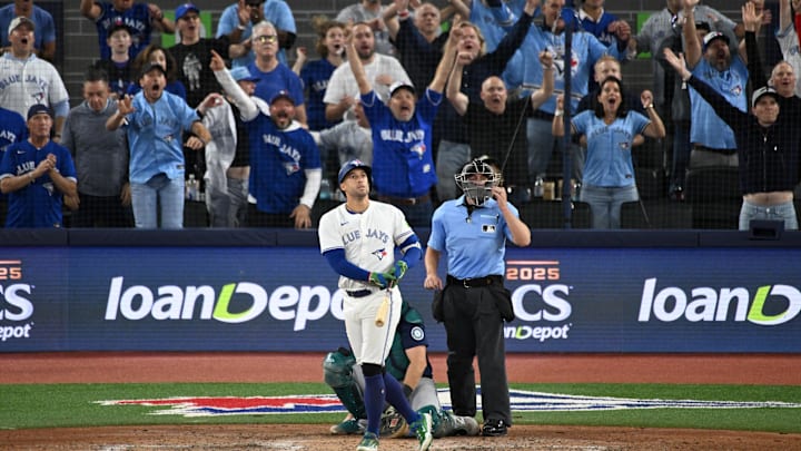 Oct 20, 2025; Toronto, Ontario, CAN; Toronto Blue Jays right fielder George Springer (4) hits a three run home run against the Seattle Mariners in the seventh inning during game seven of the ALCS round for the 2025 MLB playoffs at Rogers Centre. Mandatory Credit: Dan Hamilton-Imagn Images Oct 20, 2025; Toronto, Ontario, CAN; Toronto Blue Jays right fielder George Springer (4) hits a three run home run against the Seattle Mariners in the seventh inning during game seven of the ALCS round for the 2025 MLB playoffs at Rogers Centre. Mandatory Credit: Dan Hamilton-Imagn Images