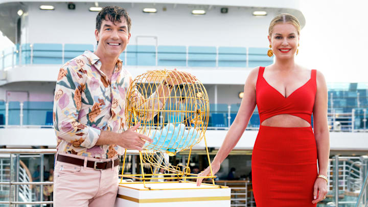 Jerry O'Connell and Rebecca Romijn, hosts of the CBS original series THE REAL LOVE BOAT, scheduled to air on the CBS Television Network. -- Photo: Sara Mally/CBS ©2022 CBS Broadcasting, Inc. All Rights Reserved.