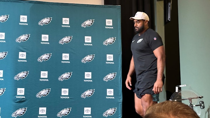 Eagles left tackle Jordan Mailata