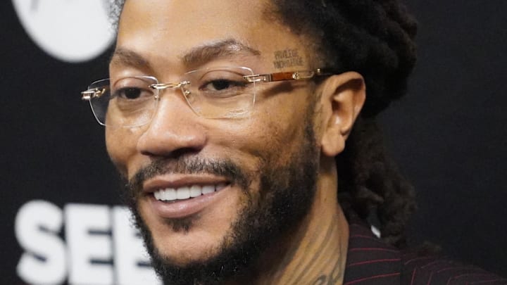 Jan 4, 2025; Chicago, Illinois, USA; Chicago Bulls and New York Knicks former player Derrick Rose speaks during a press conference answers questions. Rose will be honored at halftime in a game between the Chicago Bulls and the New York Knicks at United Center. Mandatory Credit: David Banks-Imagn Images Jan 4, 2025; Chicago, Illinois, USA; Chicago Bulls and New York Knicks former player Derrick Rose speaks during a press conference answers questions. Rose will be honored at halftime in a game between the Chicago Bulls and the New York Knicks at United Center. Mandatory Credit: David Banks-Imagn Images