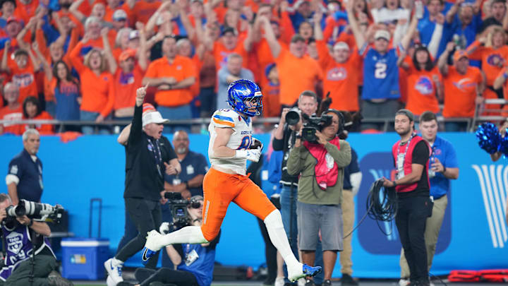 Boise State Broncos tight end Matt Lauter. Boise State Broncos tight end Matt Lauter.
