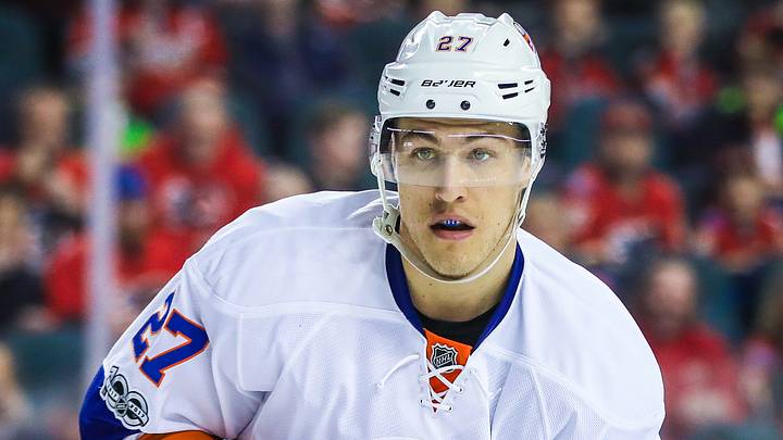 Mar 5, 2017; Calgary, Alberta, CAN; New York Islanders left wing Anders Lee (27) skates during the second period against the Calgary Flames at Scotiabank Saddledome. Mandatory Credit: Sergei Belski-USA TODAY Sports Mar 5, 2017; Calgary, Alberta, CAN; New York Islanders left wing Anders Lee (27) skates during the second period against the Calgary Flames at Scotiabank Saddledome. Mandatory Credit: Sergei Belski-USA TODAY Sports