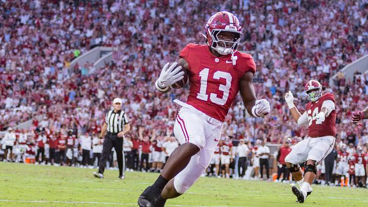 Alabama Runningback EJ Crowell runs it in for a touchdown in the second half of the the game against FSU on Sept 19, 2026.