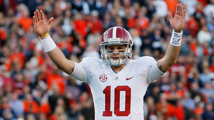 Alabama v Auburn