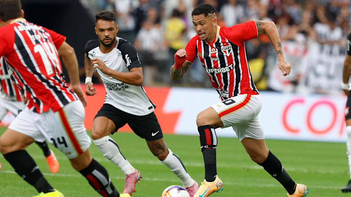 Luciano veste a 10 no São Paulo