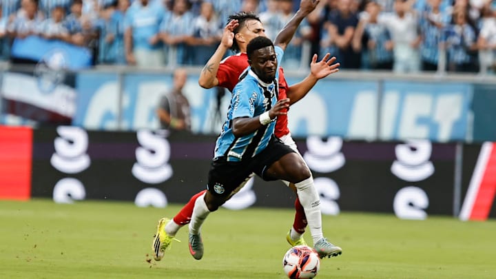 Grêmio dominou o Inter na Arena