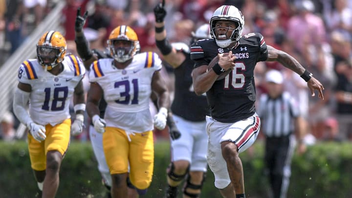 Sep 14, 2024; Columbia, South Carolina, USA; South Carolina Gamecocks quarterback LaNorris Sellers (16) runs for a touchdown against the LSU Tigers during the second quarter at Williams-Brice Stadium. Mandatory Credit: Ken Ruinard/USA TODAY Network via Imagn Images Sep 14, 2024; Columbia, South Carolina, USA; South Carolina Gamecocks quarterback LaNorris Sellers (16) runs for a touchdown against the LSU Tigers during the second quarter at Williams-Brice Stadium. Mandatory Credit: Ken Ruinard/USA TODAY Network via Imagn Images