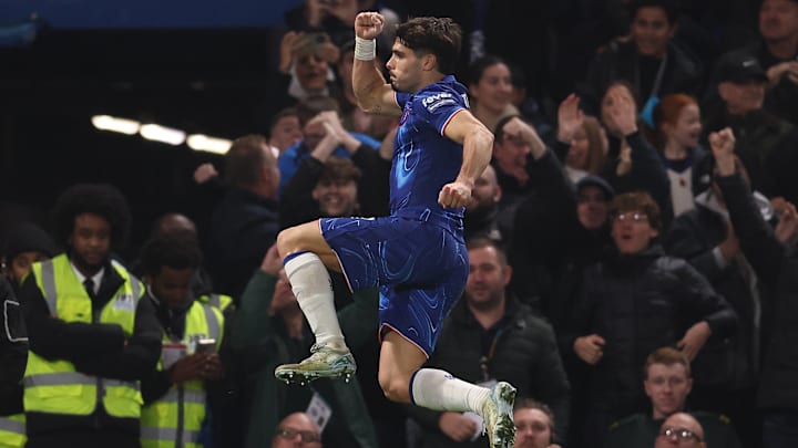 Neto will be hopeful of a start against Leicester