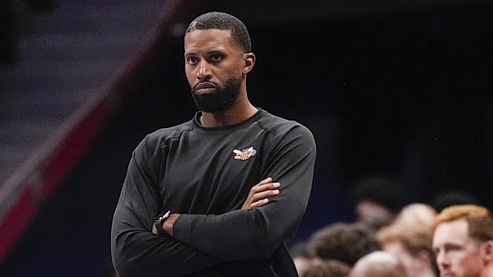 Feb 19, 2026; Charlotte, North Carolina, USA; Charlotte Hornets head coach Charles Lee during the first quarter against the Houston Rockets at Spectrum Center. Mandatory Credit: Jim Dedmon-Imagn Images