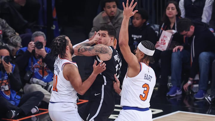 The Knicks set a franchise record with their blowout win over the Nets. 