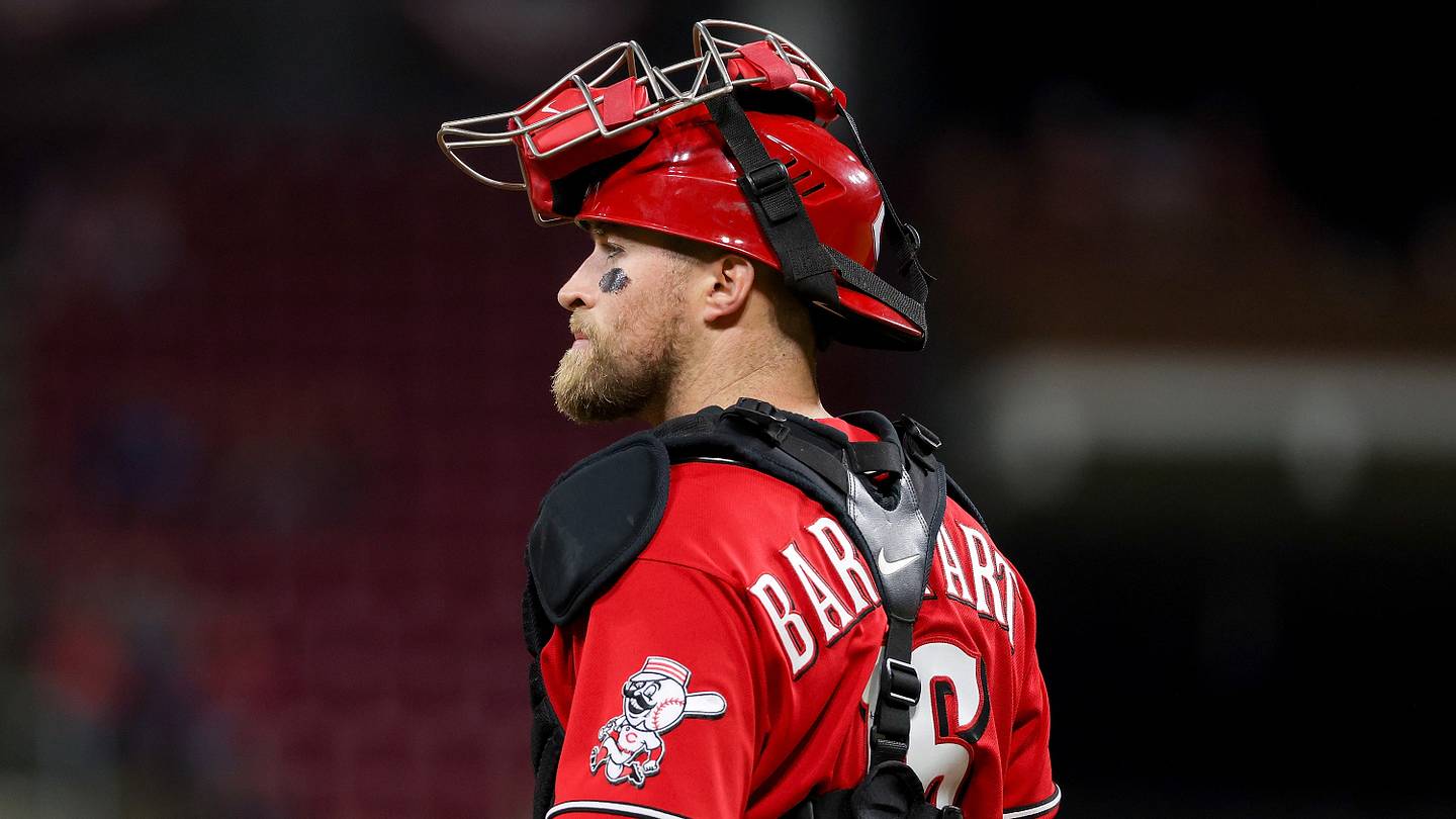 Tucker Barnhart Retires After 12 MLB Seasons