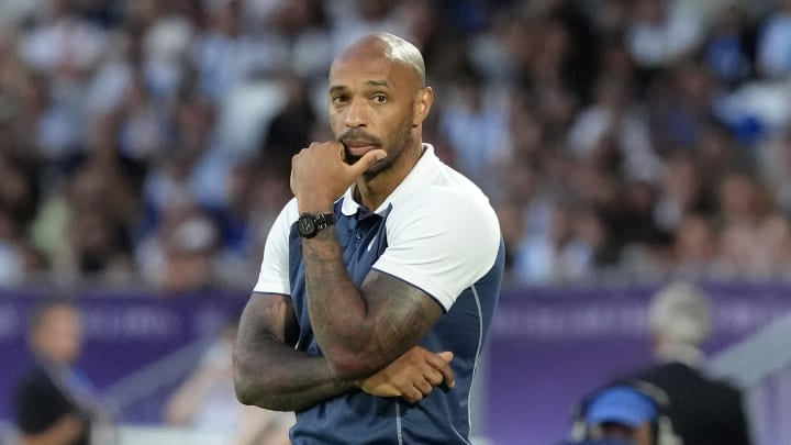 Thierry Henry était en colère après les échauffourées à la fin de France - Argentine. Thierry Henry était en colère après les échauffourées à la fin de France - Argentine.
