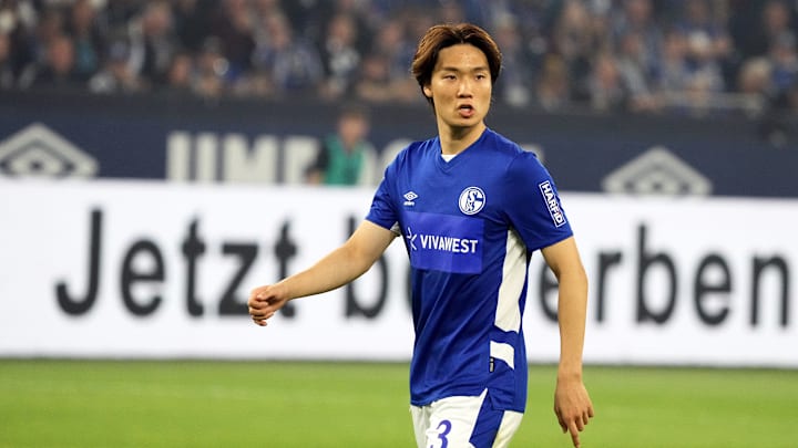 Ko Itakura wird S04 verlassen (müssen) Ko Itakura wird S04 verlassen (müssen)
