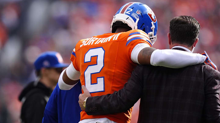 Oct 26, 2025; Denver, Colorado, USA; Denver Broncos cornerback Pat Surtain II (2) leaves the field after an injury in the first quarter against the Denver Broncos at Empower Field at Mile High. Oct 26, 2025; Denver, Colorado, USA; Denver Broncos cornerback Pat Surtain II (2) leaves the field after an injury in the first quarter against the Denver Broncos at Empower Field at Mile High.