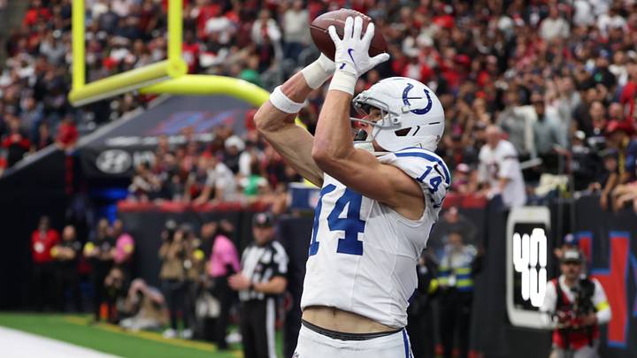 Indianapolis Colts wide receiver Alec Pierce (14) catches a touchdown pass against the Houston Texans during the first half at NRG Stadium. Mandatory Credit: Thomas Shea-Imagn Images Indianapolis Colts wide receiver Alec Pierce (14) catches a touchdown pass against the Houston Texans during the first half at NRG Stadium. Mandatory Credit: Thomas Shea-Imagn Images