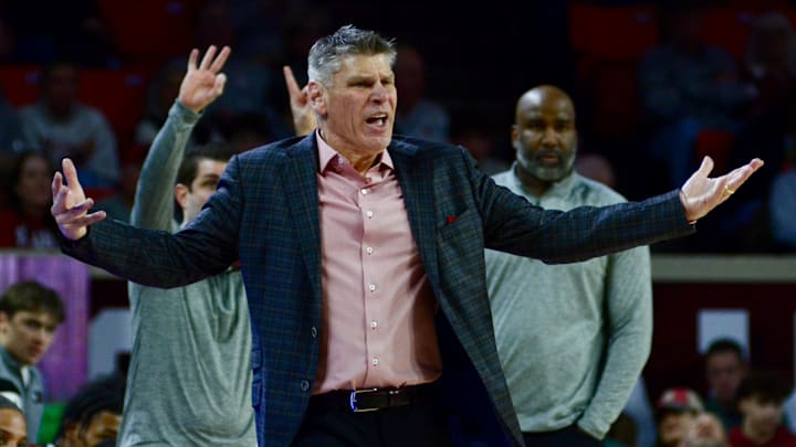 Oklahoma coach Porter Moser argues with officials in the Sooners' game against Texas A&M.