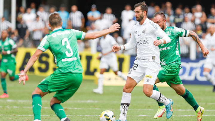 Após emplacar duas vitórias consecutivas, Fabián Bustos espera seguir conduzindo o Peixe rumo aos bons resultados 