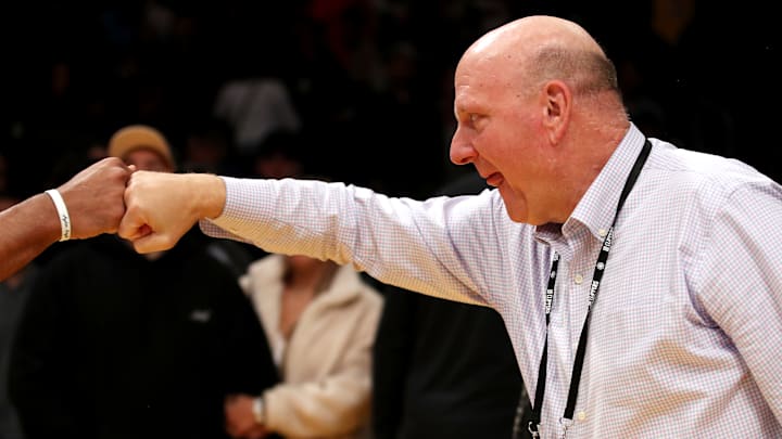 Cuando te ves primero entre los más ricos del mundo de empresarios deportivos.