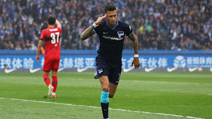 Davie Selke erzielt den frühen Führungstreffer