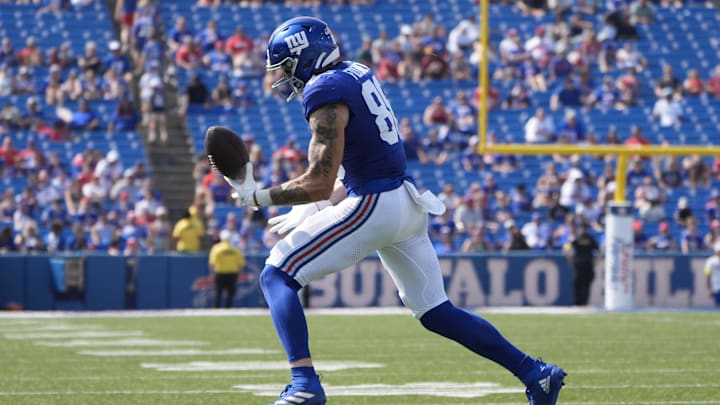 Aug 9, 2025; Orchard Park, New York, USA; New York Giants tight end Thomas Fidone II (86) makes a catch against the Buffalo Bills during the second half at Highmark Stadium. 