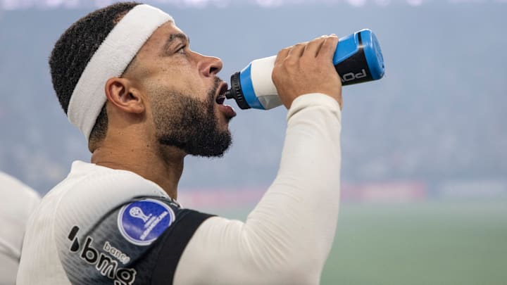 Memphis Depay é um dos principais jogadores do Corinthians