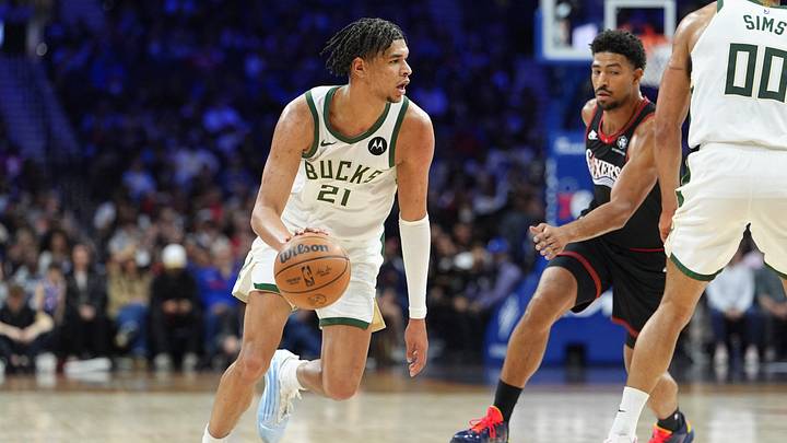 Apr 12, 2026; Philadelphia, Pennsylvania, USA; Milwaukee Bucks forward Ousmane Dieng (21) controls the ball against the Philadelphia 76ers in the second quarter at Xfinity Mobile Arena. Mandatory Credit: Kyle Ross-Imagn Images