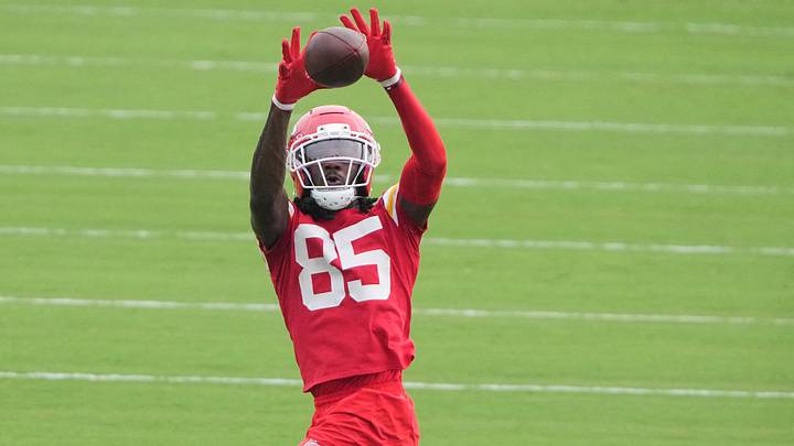 Jul 29, 2026; St. Joseph, MO, USA; Kansas City Chiefs wide receiver Andrew Armstrong (85) catches a pass during training camp at Missouri Western State University. Mandatory Credit: Denny Medley-Imagn Images Jul 29, 2026; St. Joseph, MO, USA; Kansas City Chiefs wide receiver Andrew Armstrong (85) catches a pass during training camp at Missouri Western State University. Mandatory Credit: Denny Medley-Imagn Images