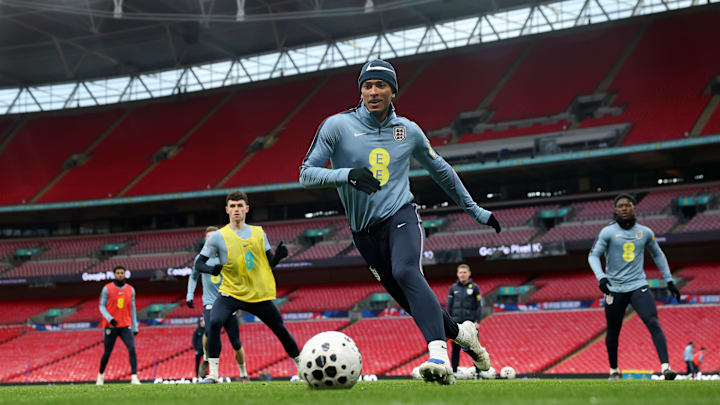 England Training & Press Conference