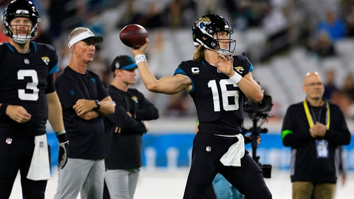 Jacksonville Jaguars quarterback Trevor Lawrence (16) throws the ball before a regular season NFL