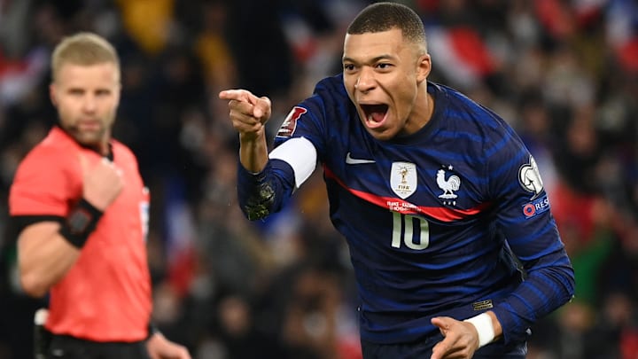 Kylian Mbappé brilhou e os franceses atropelaram o Cazaquistão em Paris