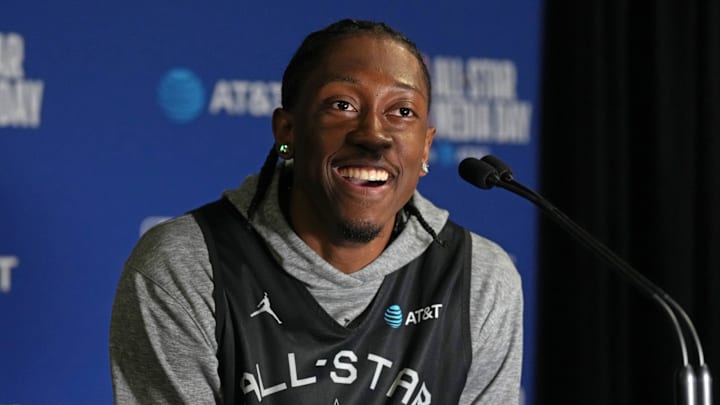 Feb 15, 2025; Oakland, CA, USA; Kenny’s Young Stars guard Jalen Williams (8) of the Oklahoma City Thunder talks to media members during the NBA All-Star Practice at Oakland Arena. Mandatory Credit: Darren Yamashita-Imagn Images Feb 15, 2025; Oakland, CA, USA; Kenny’s Young Stars guard Jalen Williams (8) of the Oklahoma City Thunder talks to media members during the NBA All-Star Practice at Oakland Arena. Mandatory Credit: Darren Yamashita-Imagn Images