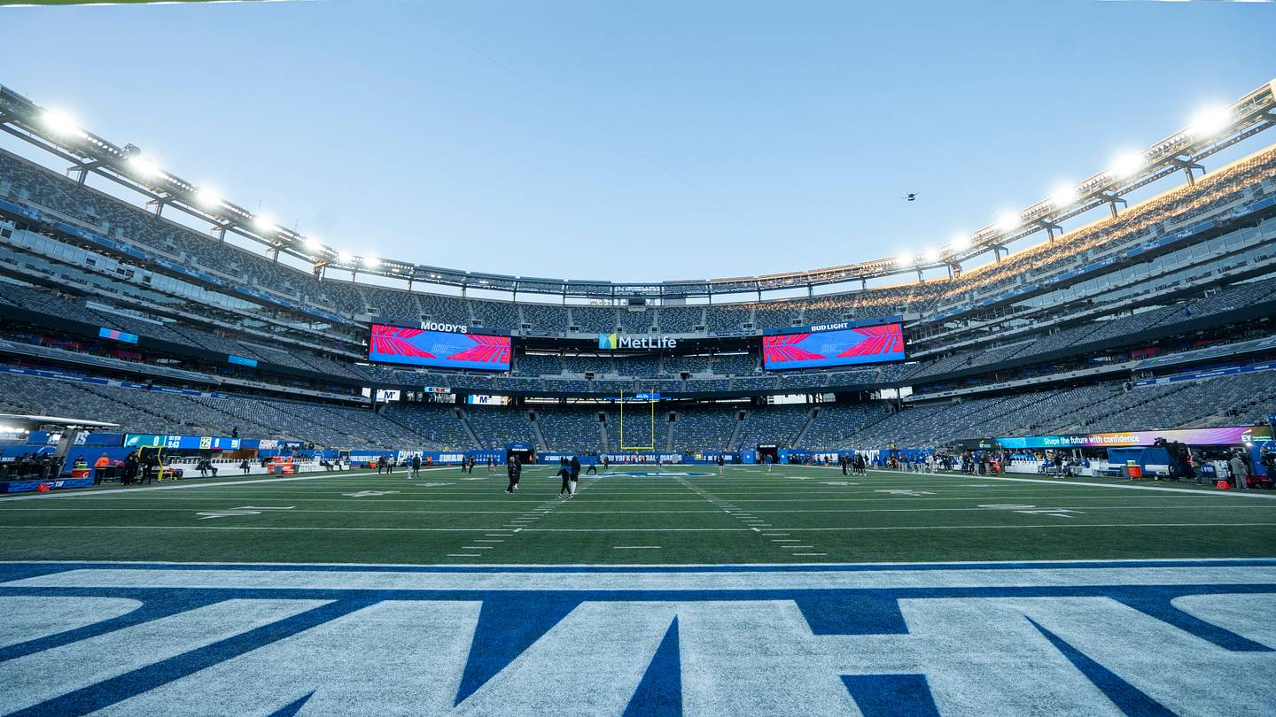 Giants-Cowboys Live Blog: Harbaugh's Debut Arrives on Opening Night