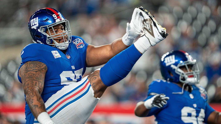 Sep 26, 2024; East Rutherford, NJ, US; New York Giants defensive tackle Dexter Lawrence II (97) warms up during pre-game at MetLife Stadium. Sep 26, 2024; East Rutherford, NJ, US; New York Giants defensive tackle Dexter Lawrence II (97) warms up during pre-game at MetLife Stadium.