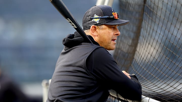 Aaron Boone necesita hacer algunos movimiento en los Yankees