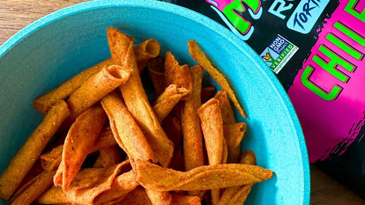 Zack's Mighty non-GMO ROLLED Tortilla Chips in Chile Lime & Fiery Nacho. Image courtesy Zack's Mighty