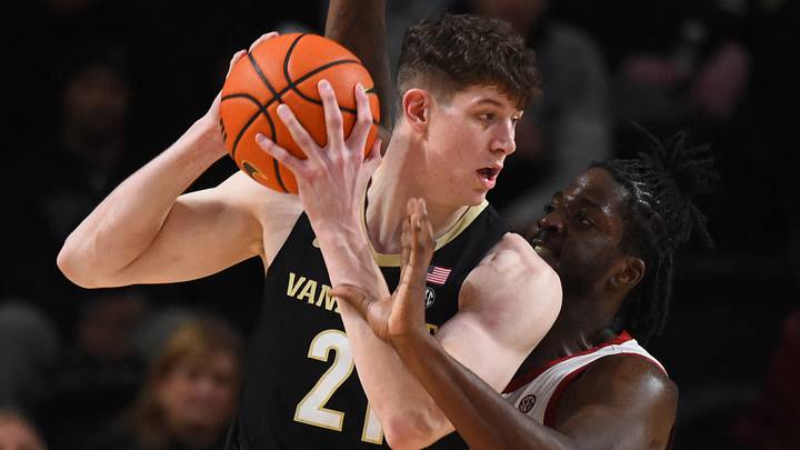 Liam Robbins would be a great Knicks two-way signing. Liam Robbins would be a great Knicks two-way signing.